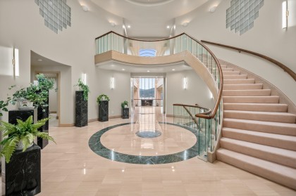 Photo 4 at 828 Beachview Drive, Dollarton, North Vancouver