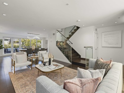 Photo 2 at 215 - 1961 Collingwood Street, Kitsilano, Vancouver West