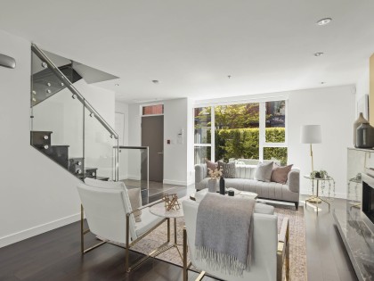 Photo 3 at 215 - 1961 Collingwood Street, Kitsilano, Vancouver West