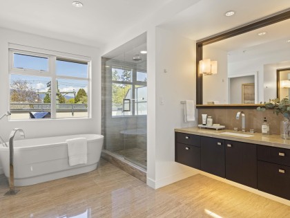 Photo 33 at 215 - 1961 Collingwood Street, Kitsilano, Vancouver West