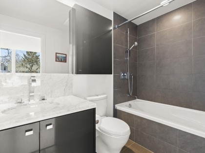 Photo 21 at 215 - 1961 Collingwood Street, Kitsilano, Vancouver West