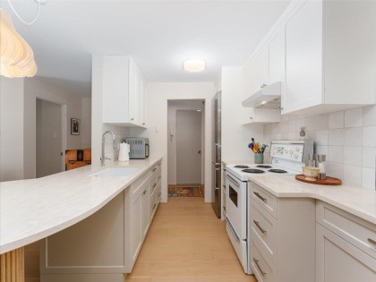 Photo 2 at 108 - 3787 W 4th Avenue, Point Grey, Vancouver West