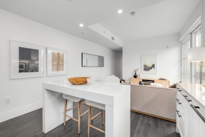 Photo 4 at 404 - 2096 W 47th Avenue, Kerrisdale, Vancouver West