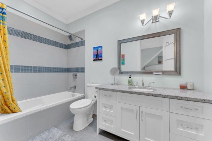 Photo 12 at 2937 W 45th Avenue, Kerrisdale, Vancouver West