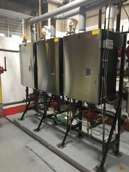 Photo 7 at 410 - 1975 Pendrell Street, West End VW, Vancouver West