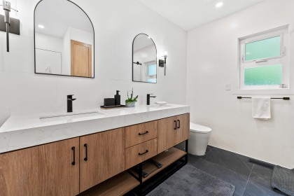 Photo 9 at 8 Halss Crescent, University VW, Vancouver West