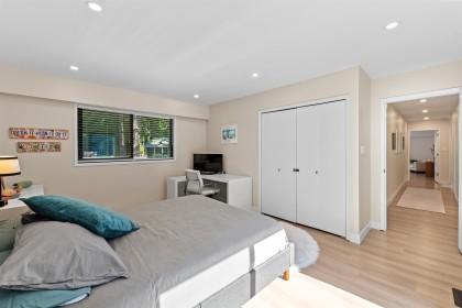 Photo 11 at 8 Halss Crescent, University VW, Vancouver West