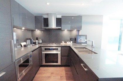 Photo 6 at 704 - 1571 W 57th Avenue, South Granville, Vancouver West