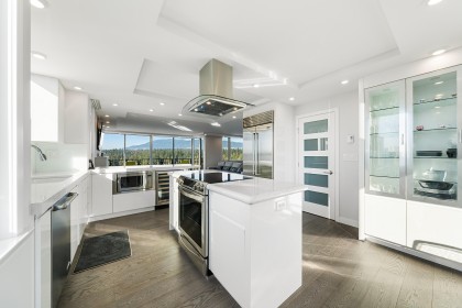 Photo 17 at 1001 - 845 Chilco Street, West End VW, Vancouver West