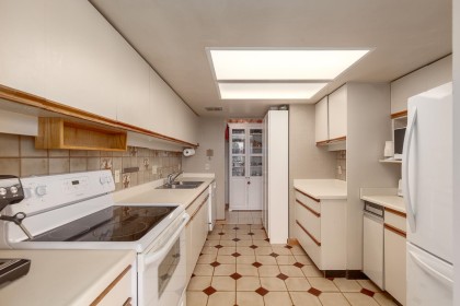 Photo 7 at 411 - 1450 Pennyfarthing Drive, False Creek, Vancouver West