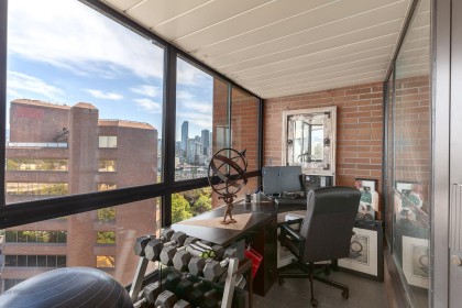 Photo 23 at 1003 - 1450 Pennyfarthing Drive, False Creek, Vancouver West