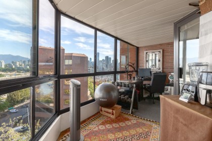 Photo 22 at 1003 - 1450 Pennyfarthing Drive, False Creek, Vancouver West