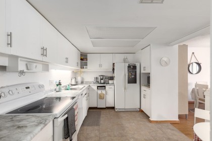 Photo 11 at 1003 - 1450 Pennyfarthing Drive, False Creek, Vancouver West