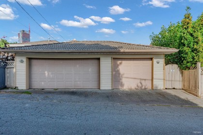 Photo 6 at 426 W 44th Avenue, Oakridge VW, Vancouver West