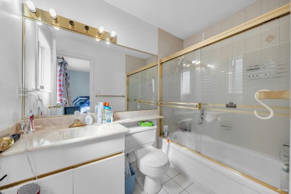 Photo 33 at 426 W 44th Avenue, Oakridge VW, Vancouver West