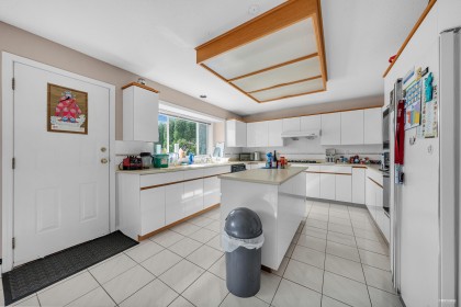 Photo 18 at 426 W 44th Avenue, Oakridge VW, Vancouver West