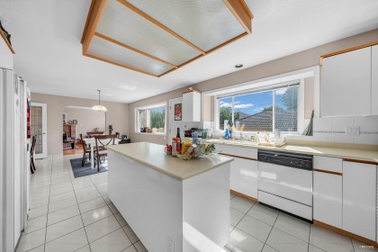 Photo 21 at 426 W 44th Avenue, Oakridge VW, Vancouver West