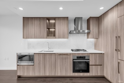 Photo 4 at 1302 - 1768 Cook Street, False Creek, Vancouver West