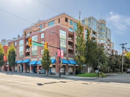 Photo 2 at 412 - 518 W 14th Avenue, Fairview VW, Vancouver West