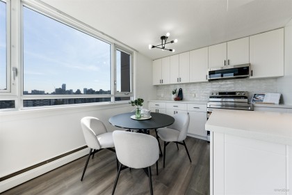 Photo 7 at 2407 - 1850 Comox Street, West End VW, Vancouver West