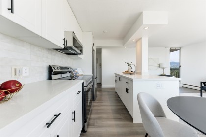 Photo 14 at 2407 - 1850 Comox Street, West End VW, Vancouver West