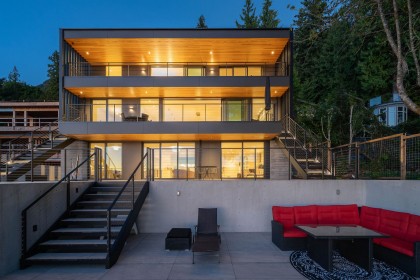 Photo 3 at 8885 Lawrence Way, Howe Sound, West Vancouver