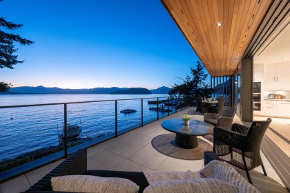 Photo 1 at 8885 Lawrence Way, Howe Sound, West Vancouver