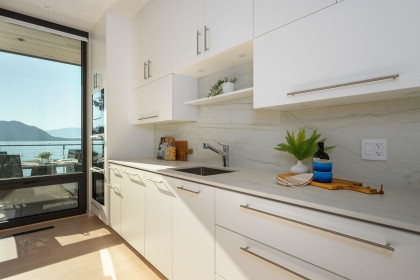 Photo 9 at 8885 Lawrence Way, Howe Sound, West Vancouver