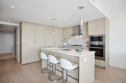 Photo 2 at 2618 - 89 Nelson Street, Yaletown, Vancouver West