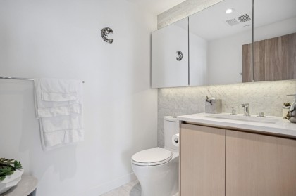 Photo 16 at 2618 - 89 Nelson Street, Yaletown, Vancouver West