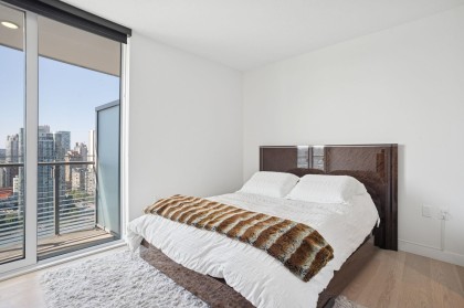 Photo 14 at 2618 - 89 Nelson Street, Yaletown, Vancouver West