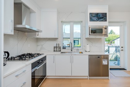 Photo 8 at 1 - 8182 Cartier Street, Marpole, Vancouver West