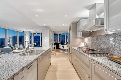 Photo 13 at 3202 - 1111 Alberni Street, West End VW, Vancouver West