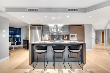 Photo 11 at 3202 - 1111 Alberni Street, West End VW, Vancouver West