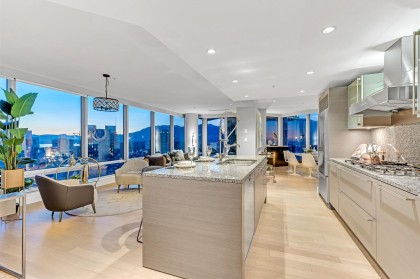 Photo 4 at 3202 - 1111 Alberni Street, West End VW, Vancouver West