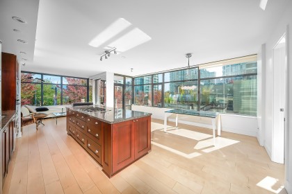 Photo 13 at 301 - 1863 Alberni Street, West End VW, Vancouver West