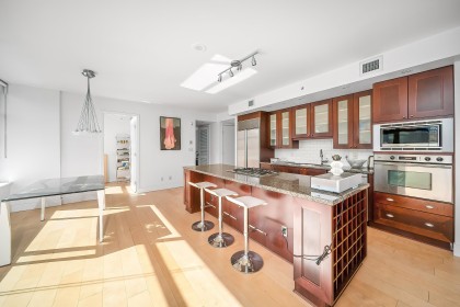 Photo 15 at 301 - 1863 Alberni Street, West End VW, Vancouver West