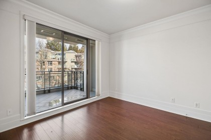 Photo 16 at 300 - 533 Waters Edge Crescent, Park Royal, West Vancouver