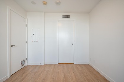Photo 13 at 306 - 125 E 14th Street, Central Lonsdale, North Vancouver