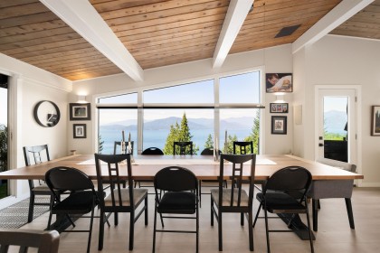 Photo 1 at 195 Kelvin Grove Way, Lions Bay, West Vancouver