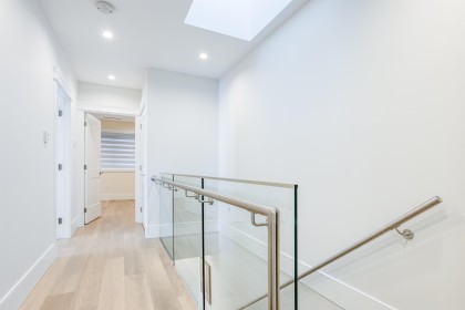 Photo 17 at 1470 W 57th Avenue, South Granville, Vancouver West