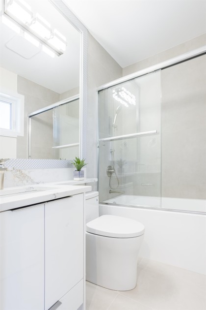 Photo 22 at 1470 W 57th Avenue, South Granville, Vancouver West