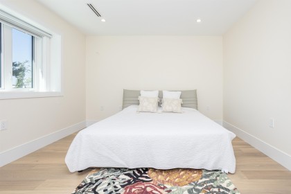 Photo 15 at 1470 W 57th Avenue, South Granville, Vancouver West