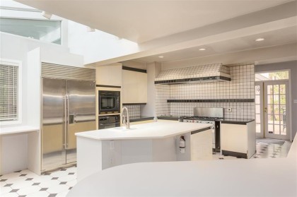 Photo 11 at 4777 W 2nd Avenue, Point Grey, Vancouver West