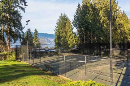 Photo 8 at 4777 W 2nd Avenue, Point Grey, Vancouver West