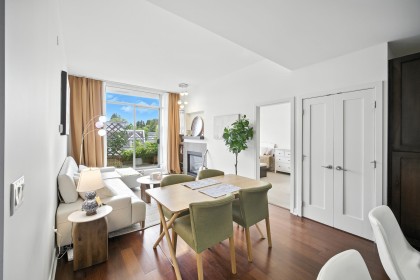 Photo 9 at 404 - 3595 W 18th Avenue, Dunbar, Vancouver West