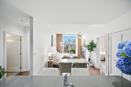 Photo 15 at 404 - 3595 W 18th Avenue, Dunbar, Vancouver West