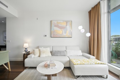 Photo 11 at 404 - 3595 W 18th Avenue, Dunbar, Vancouver West