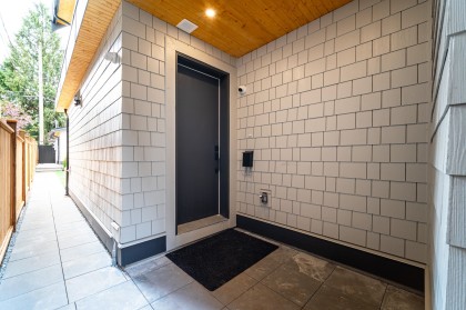 Photo 4 at 968 W 17th Avenue, Cambie, Vancouver West