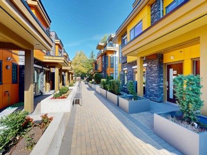 Photo 2 at 38 - 7567 Oak Street, South Granville, Vancouver West